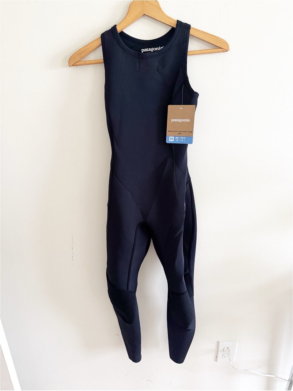 Patagonia black Women's Yulex® Regulator® Lite Long Jane Wetsuit size 6 NWT